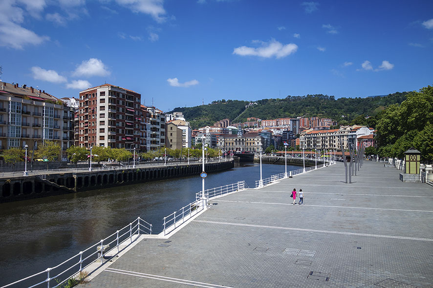 Buzoneo en Bilbao en área urbana