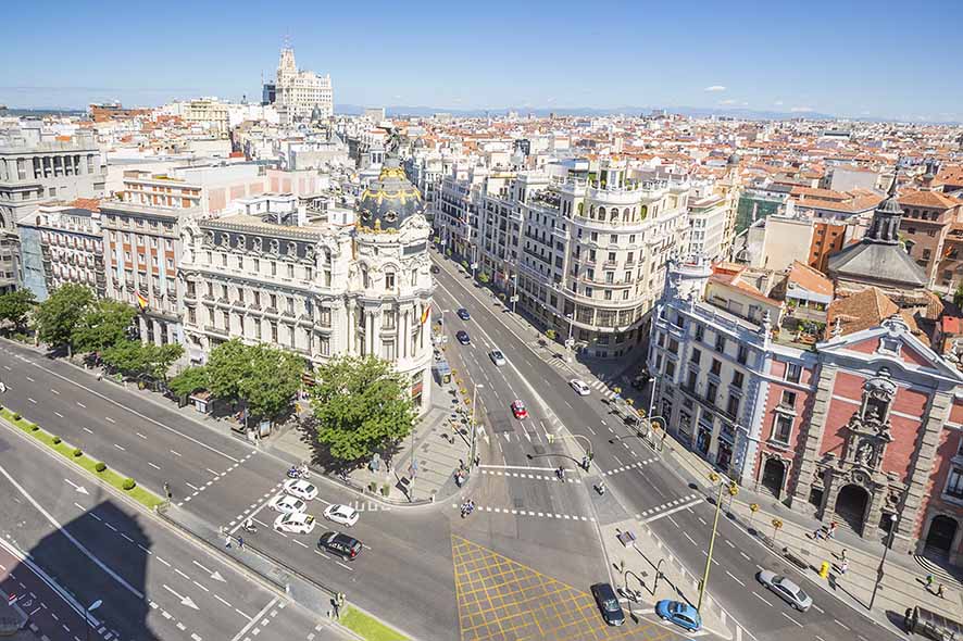 Buzoneo en Madrid en zona urbana